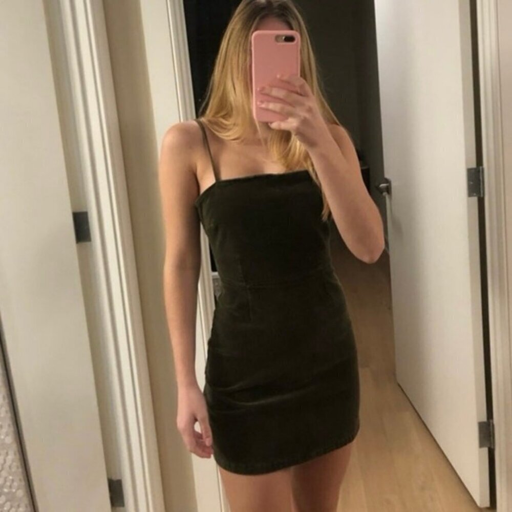 H&M Divided Black Corduroy Mini Dress Women’s Size Small Zip Back EUC